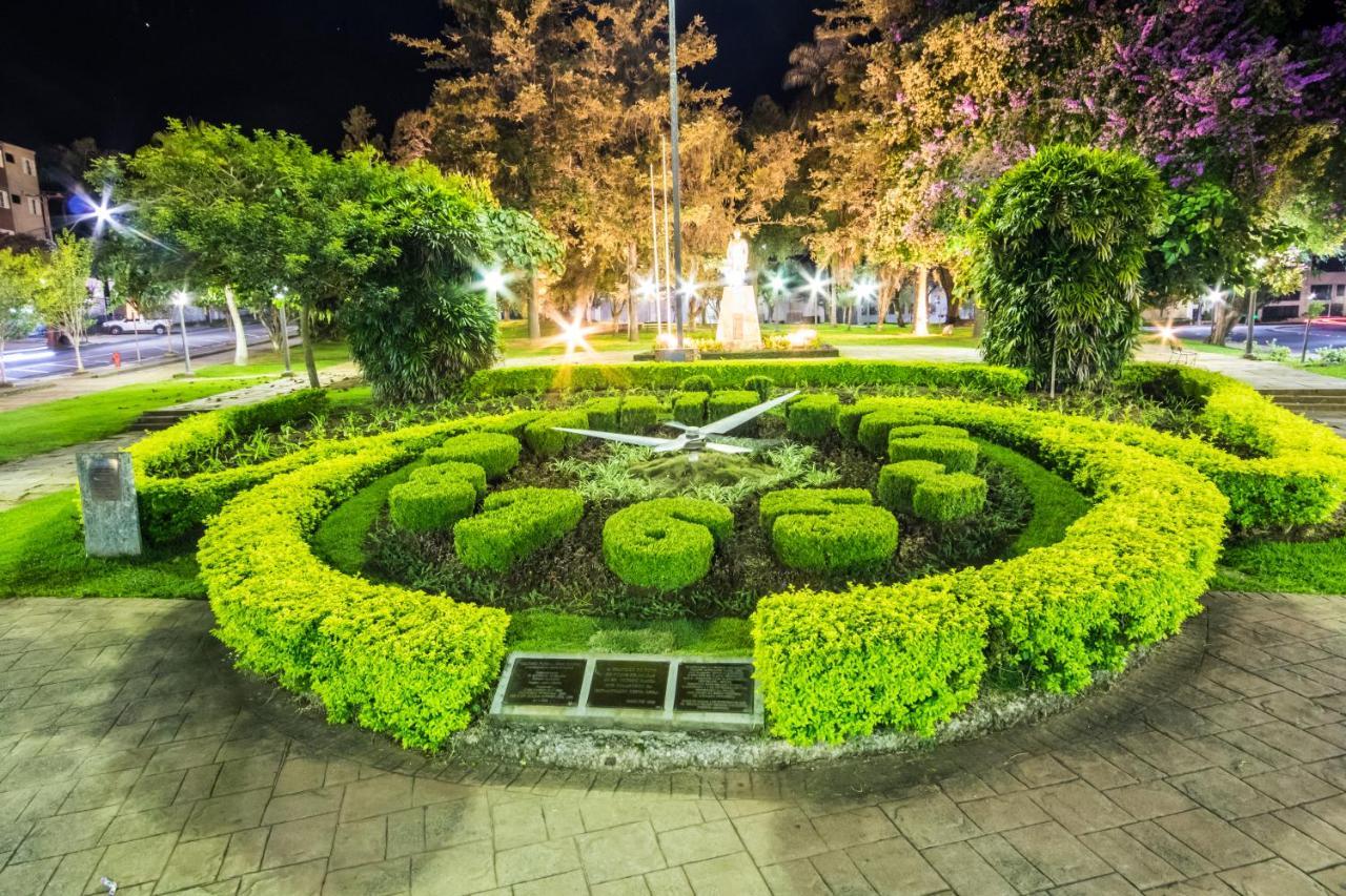 Hotel Dan Inn Pocos De Caldas - A Melhor Localizacao Do Centro By Nacional Inn Eksteriør billede